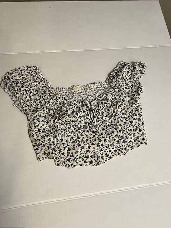 Tops - Smocked Off-Shoulder Floral Crop Top - White with Navy Print